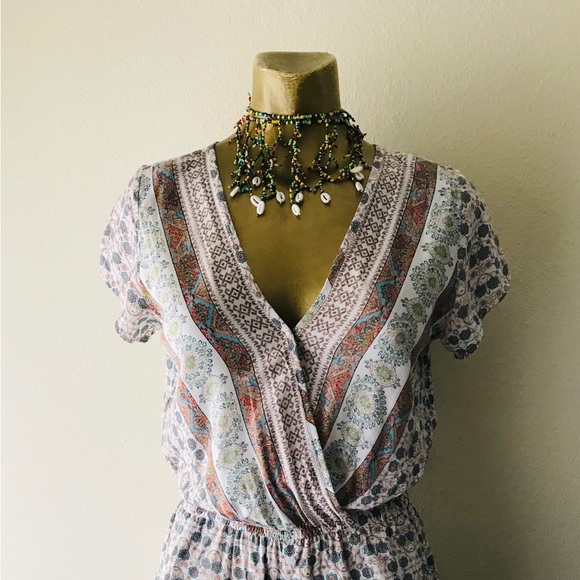 TAYLOR & SAGE Floral Print Boho Shorts ROMPER Size Medium - Picture 12 of 15